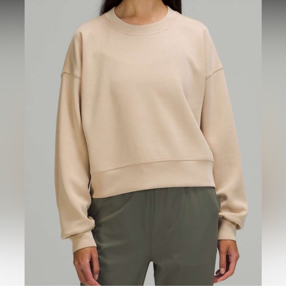 Lululemon‎ Perfectly Oversized Cropped Crew *Softstreme